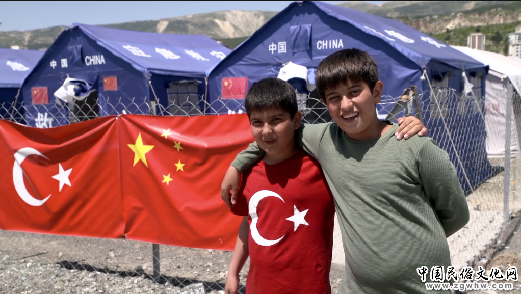 全球连线 | 土耳其震中的“中国村”:见证来自中国的关爱